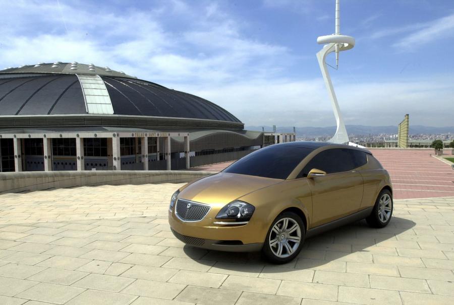  Lancia Granturismo Stilnovo 2003 года  (фото 11 из 20)